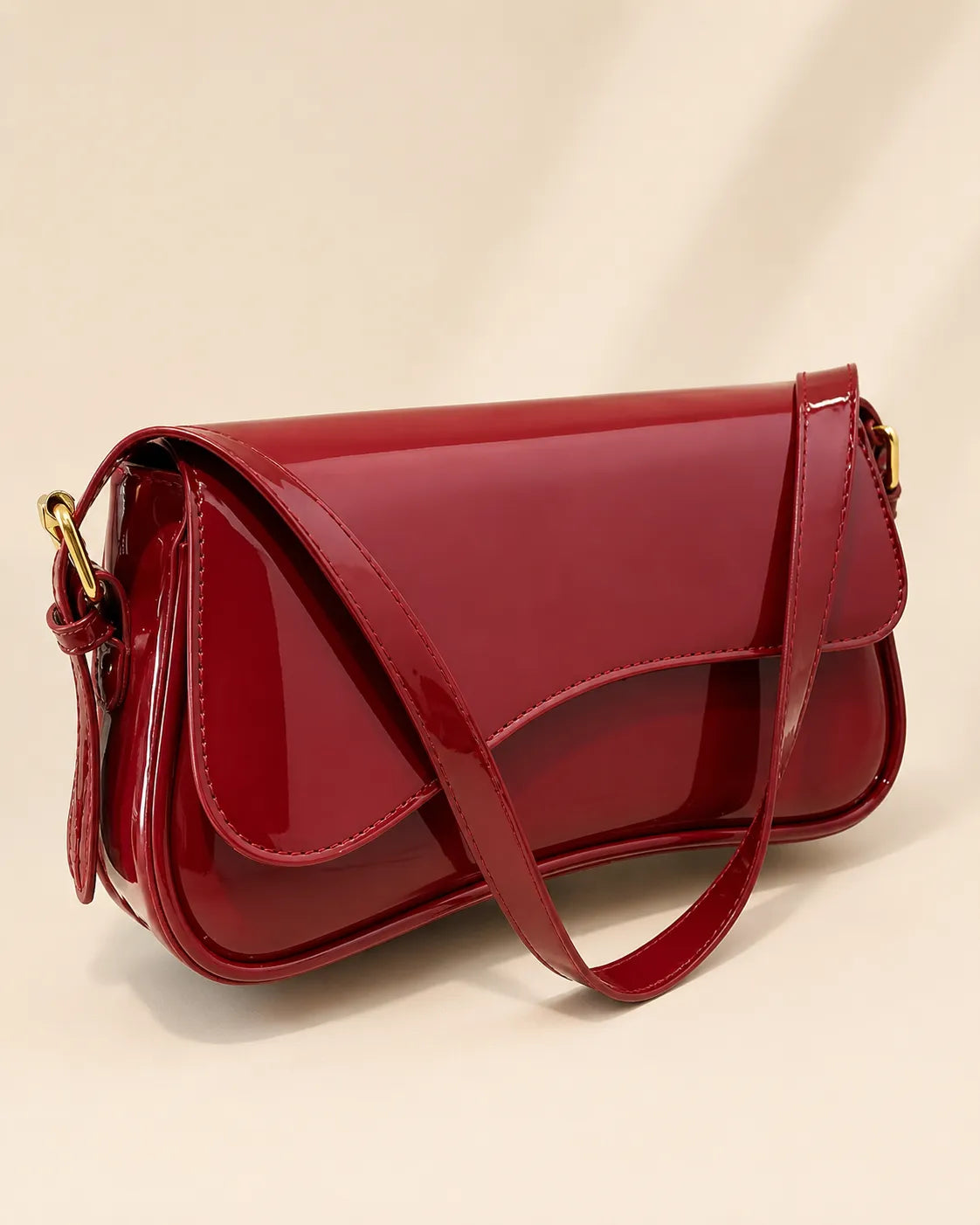 Elara | Borsa a Tracolla con Patta Curva