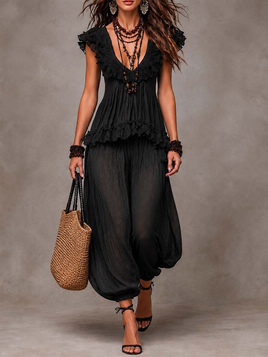 DONATELLA | Set Nero Boho con Scollo a V e Rifiniture in Pizzo