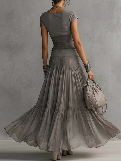 BEATRICE | Set Top in Pizzo Grigio e Gonna Maxi Plissettata