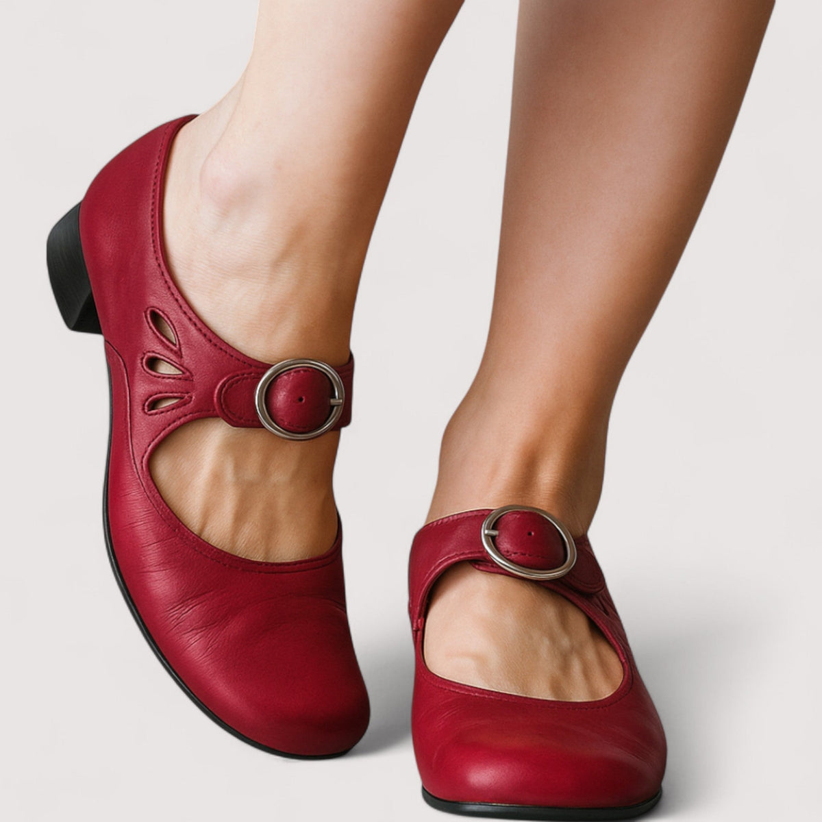 CLARA | Décolleté Elegante in Similpelle