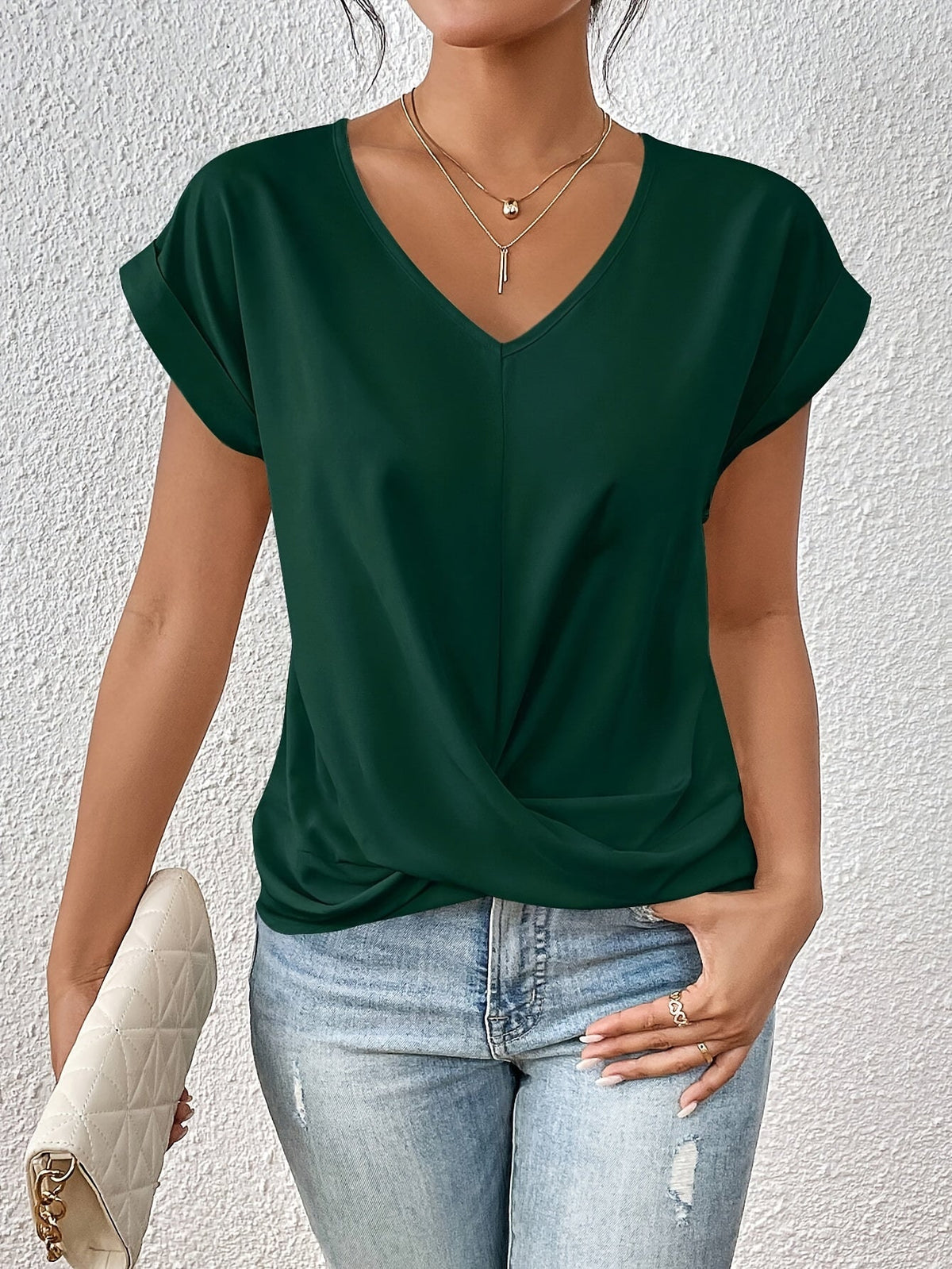 Cleo | T-Shirt Classica con Scollo a V