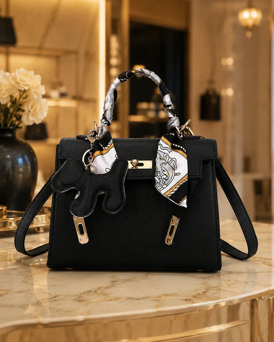 Celeste | Satchel Strutturata Elegante con Foulard e Ciondolo