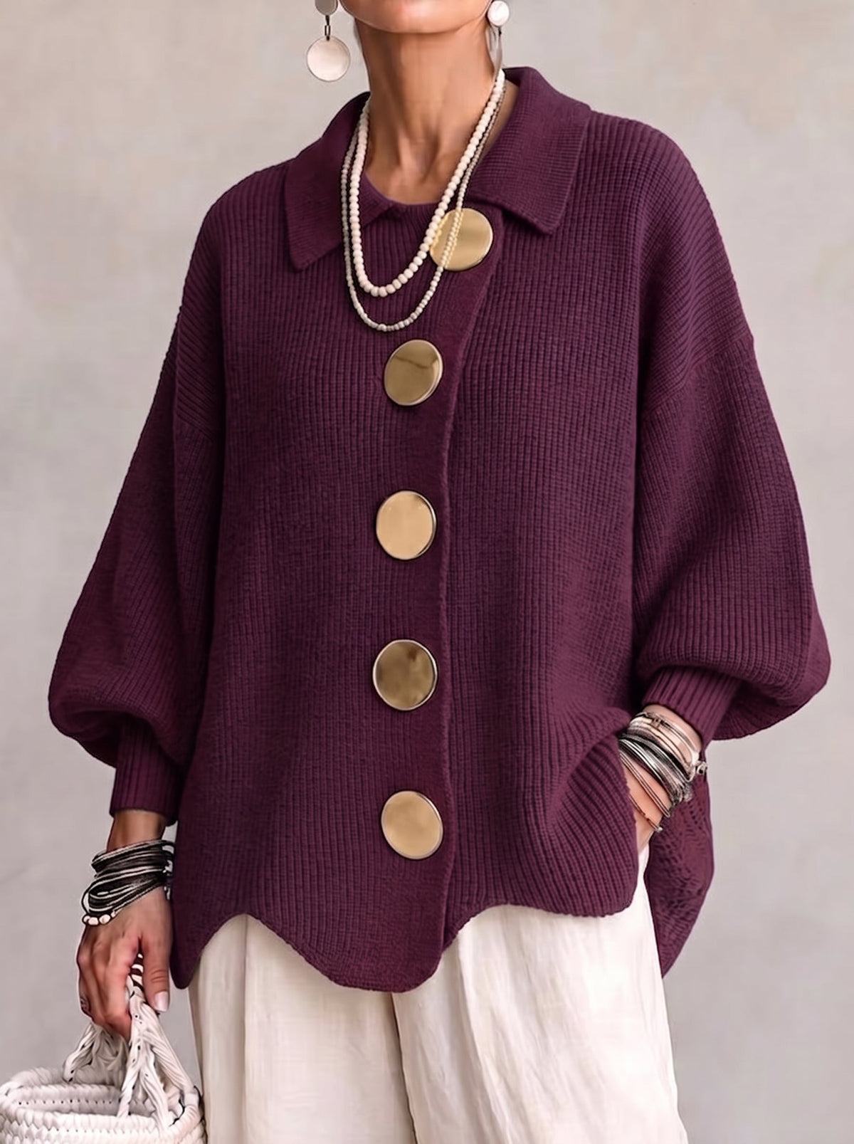 Isadora | Cardigan Oversize con Collo e Grandi Bottoni in Metallo