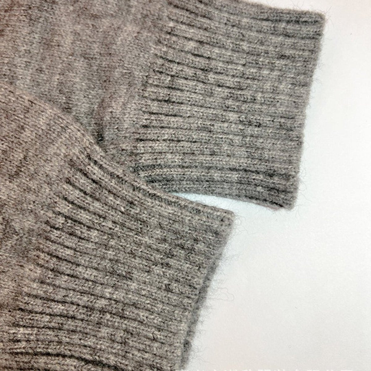 Rosabel | Cardigan in Maglia con Cappuccio Aperto
